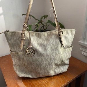 Michael Kors monogram shoulder bag